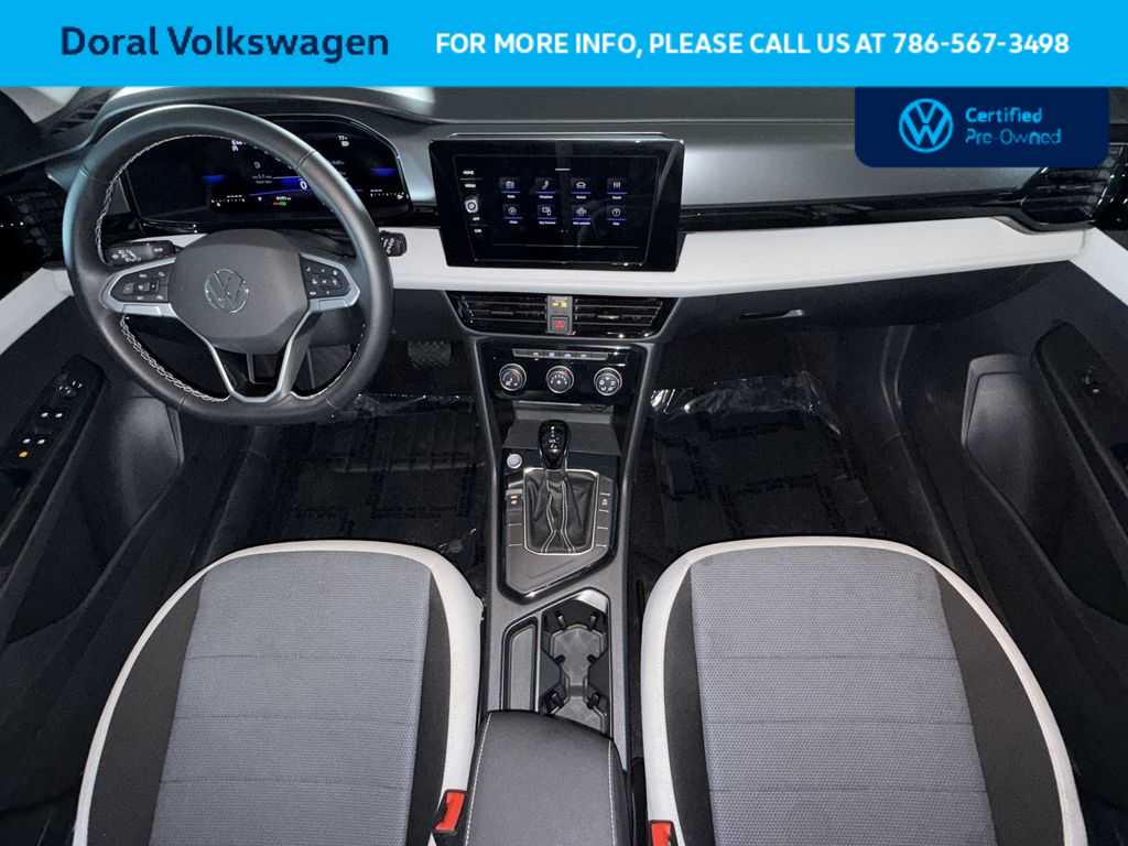 Thumbnail: 2025 Volkswagen Taos - 24