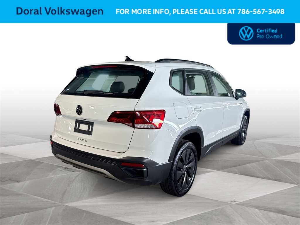 Thumbnail: 2023 Volkswagen Taos - 8