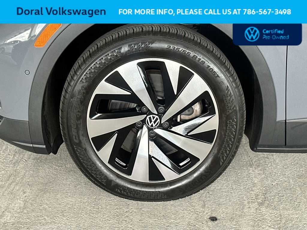 Thumbnail: 2023 Volkswagen ID.4 - 11