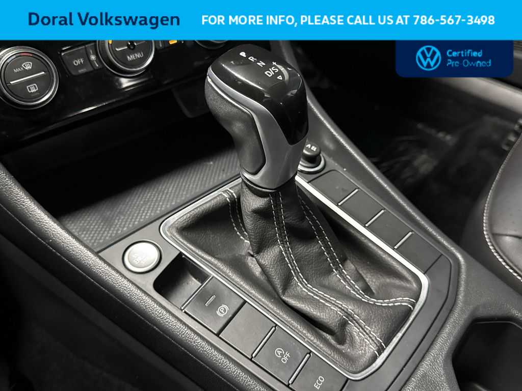 Thumbnail: 2024 Volkswagen Jetta - 21