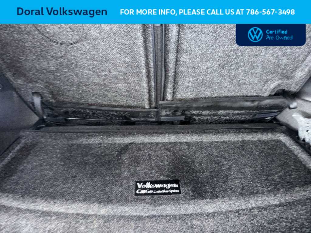 Thumbnail: 2023 Volkswagen Tiguan - 25
