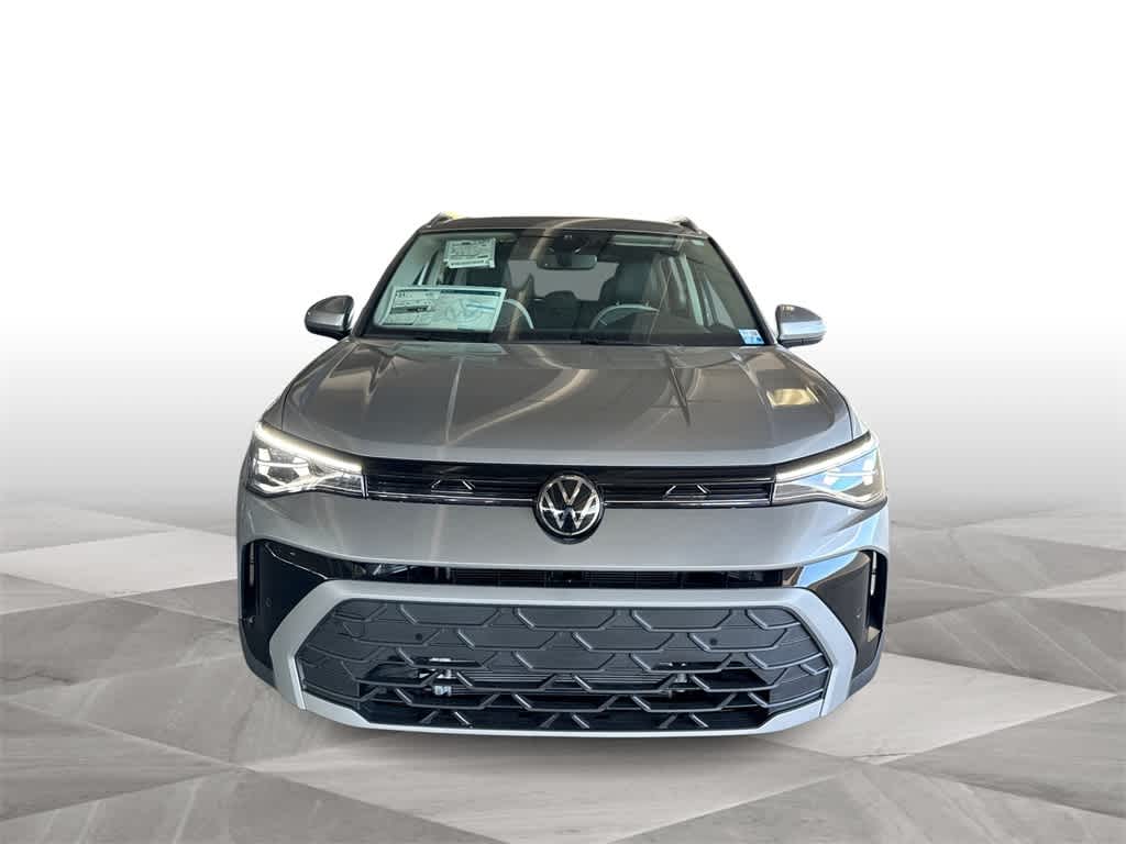 Thumbnail: 2026 Volkswagen Taos - 3