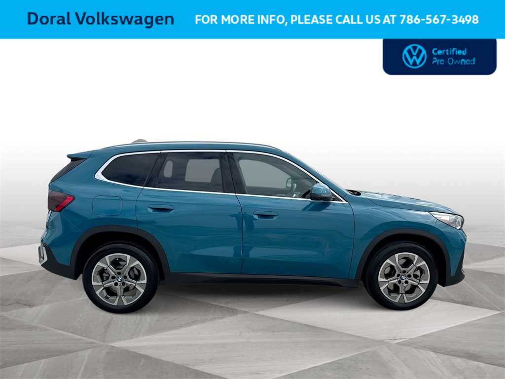 Thumbnail: 2023 BMW X1 - 9