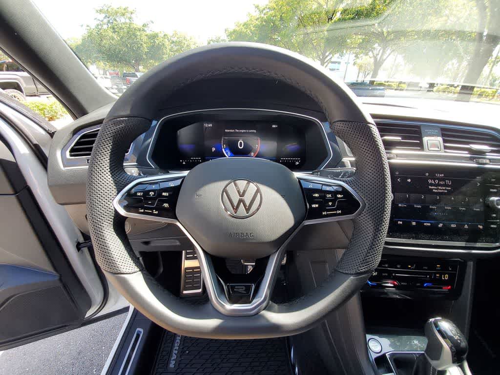 Thumbnail: 2024 Volkswagen Tiguan - 21