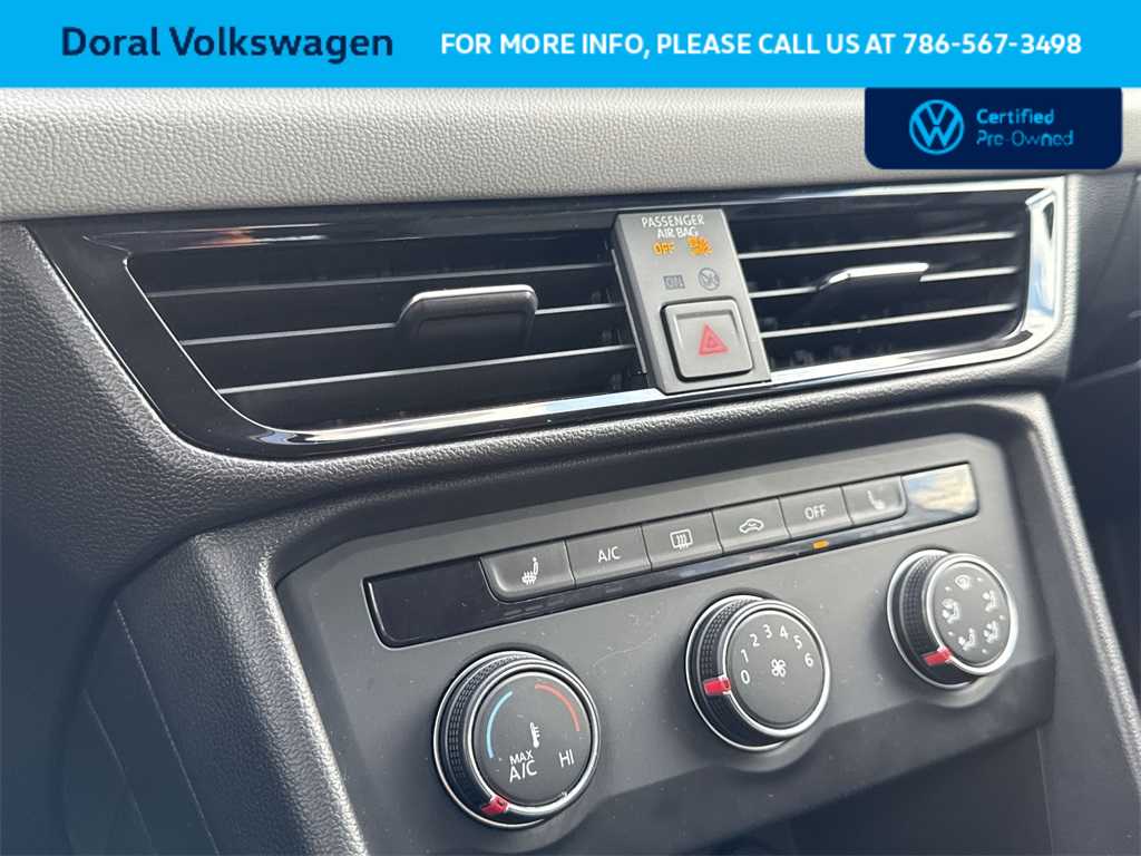 Thumbnail: 2022 Volkswagen Taos - 20