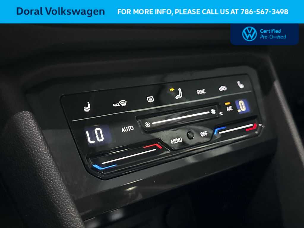 Thumbnail: 2023 Volkswagen Tiguan - 20