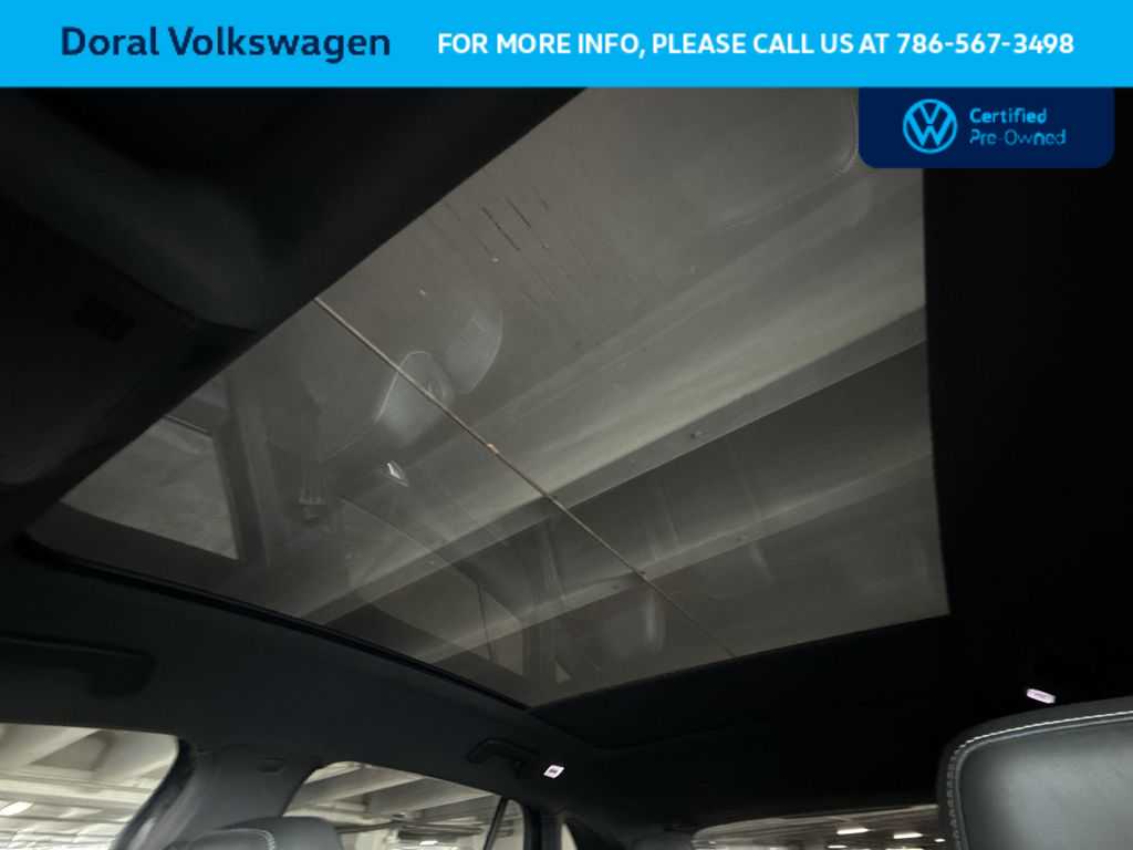 Thumbnail: 2023 Volkswagen ID.4 - 17