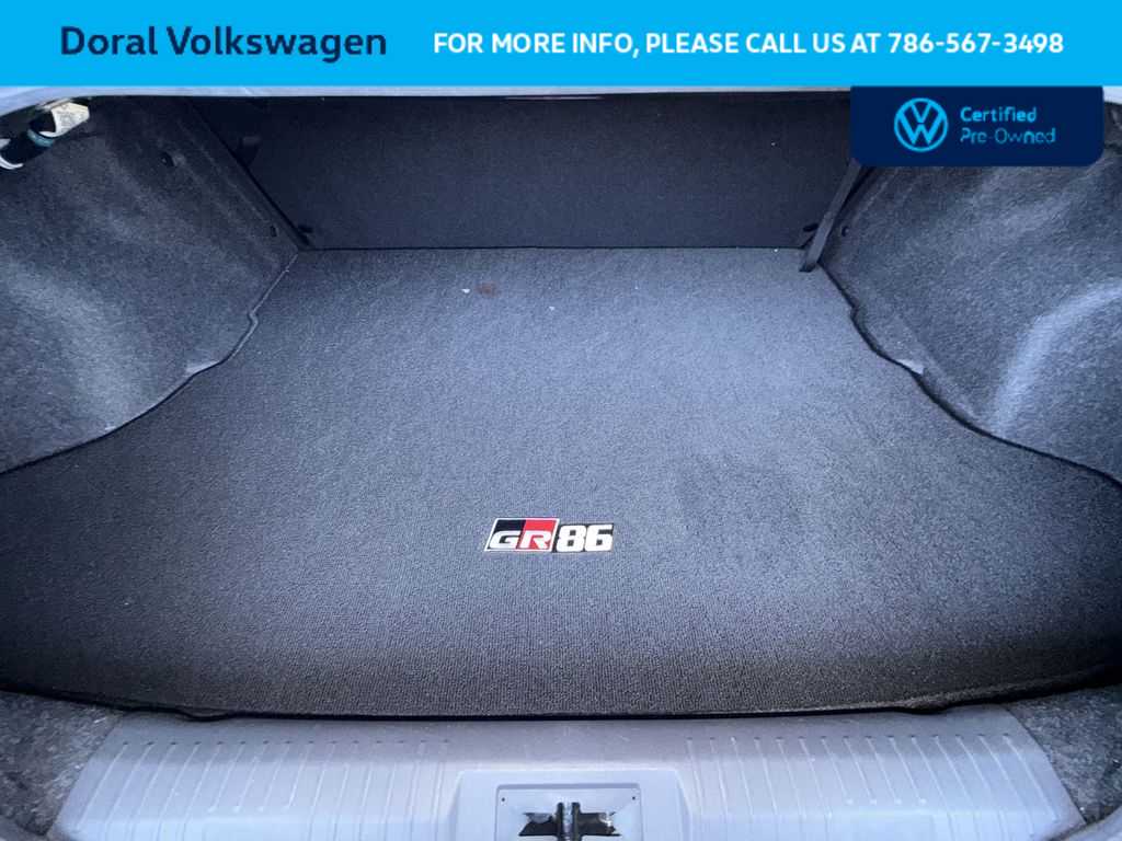 Thumbnail: 2023 Toyota GR86 - 25