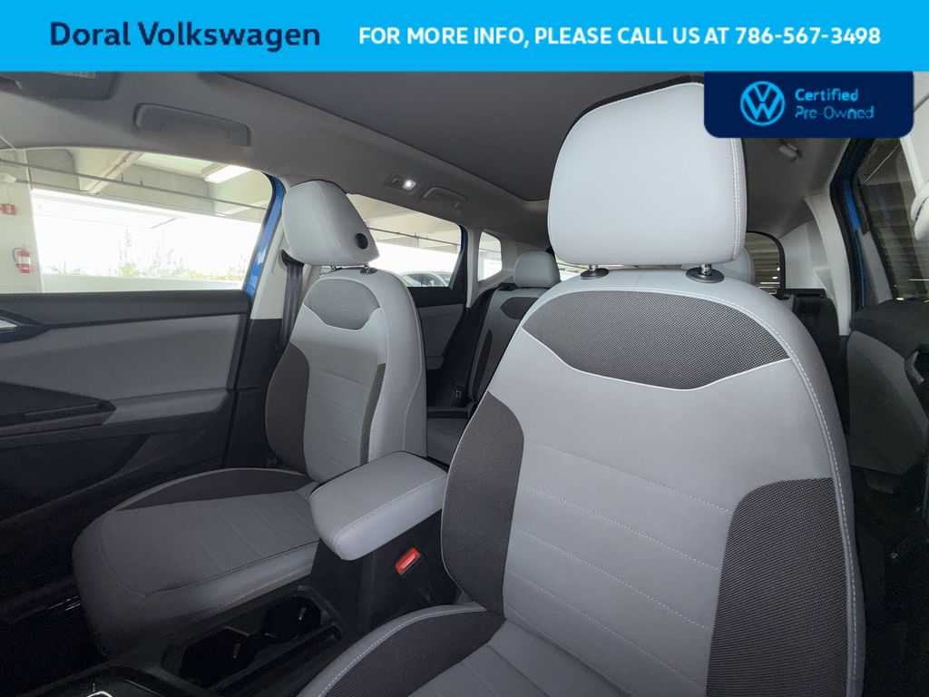 Thumbnail: 2023 Volkswagen Taos - 14