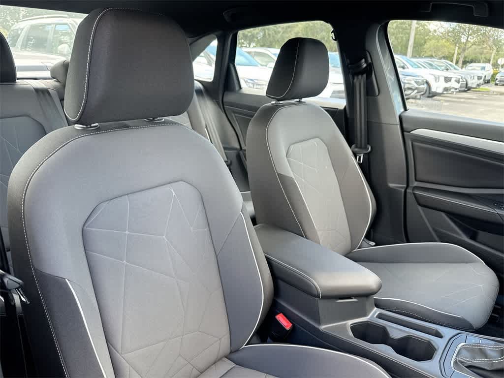 Thumbnail: 2026 Volkswagen Jetta - 27