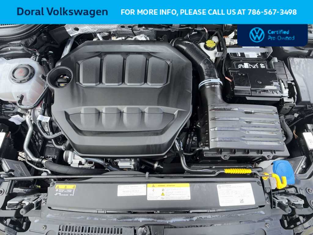 Thumbnail: 2025 Volkswagen Golf - 12
