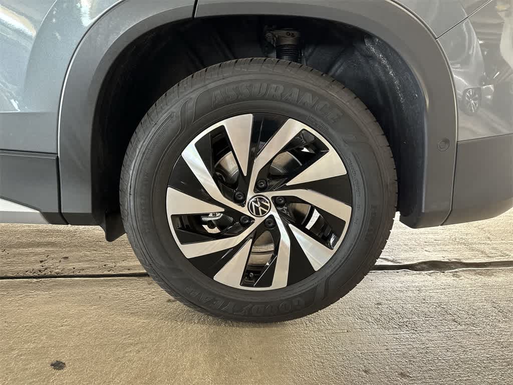 Thumbnail: 2026 Volkswagen Tiguan - 10