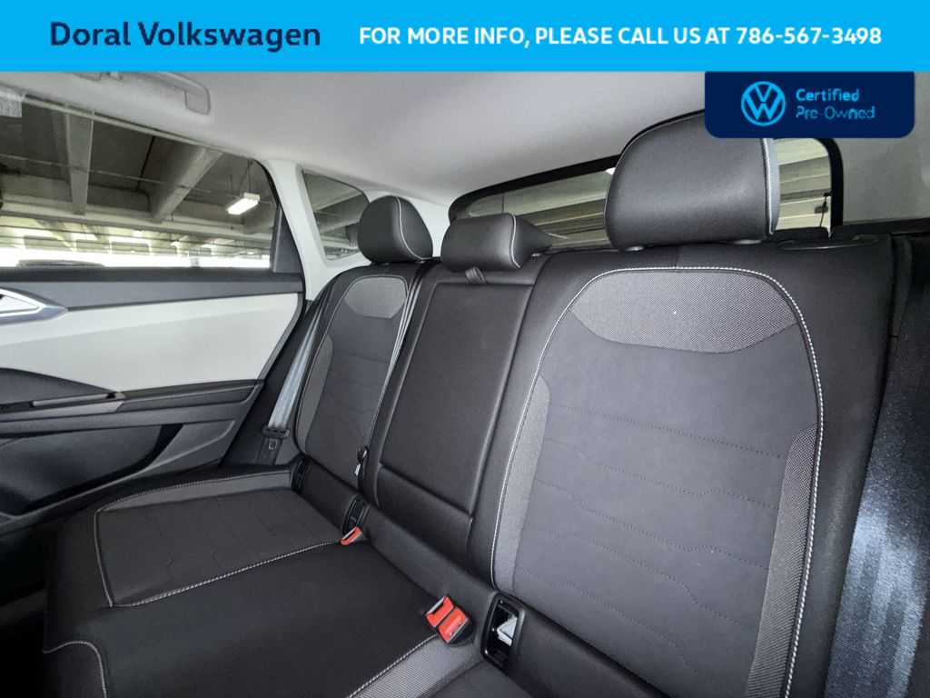 Thumbnail: 2025 Volkswagen Taos - 22