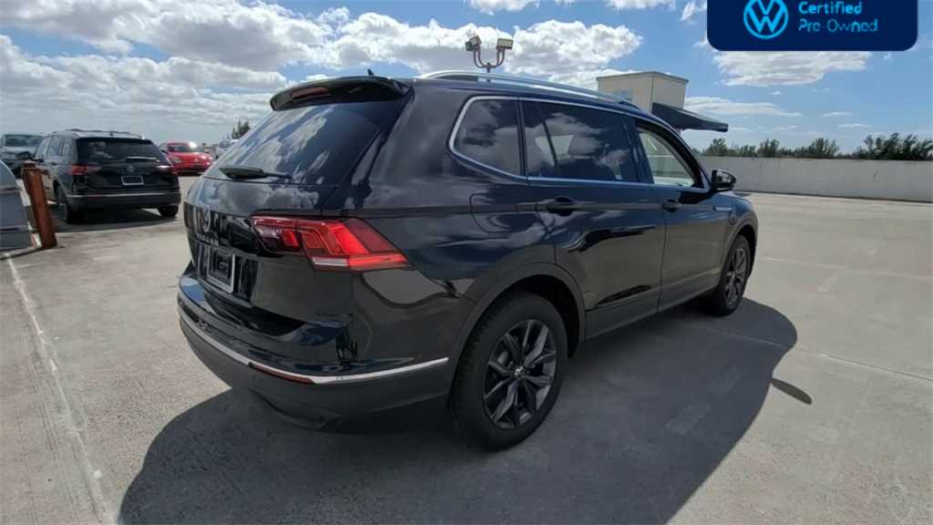 2023 Volkswagen Tiguan SE 9