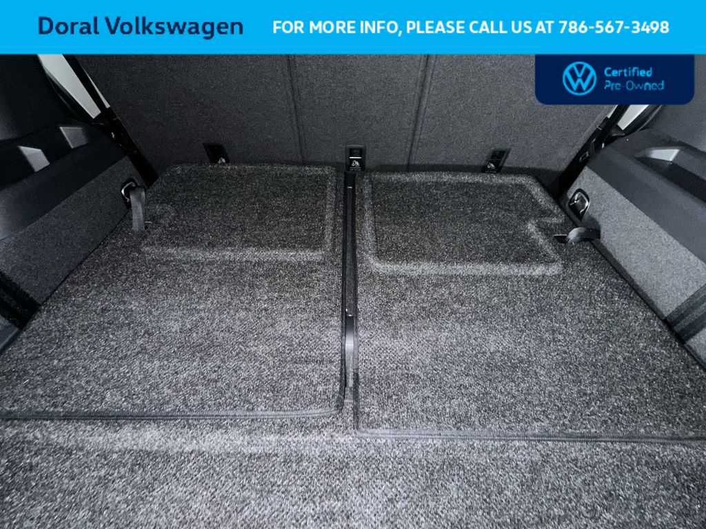 Thumbnail: 2023 Volkswagen Tiguan - 25