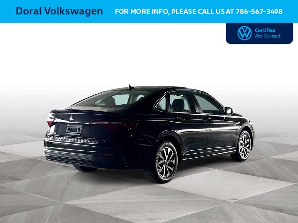 Thumbnail: 2023 Volkswagen Jetta - 8