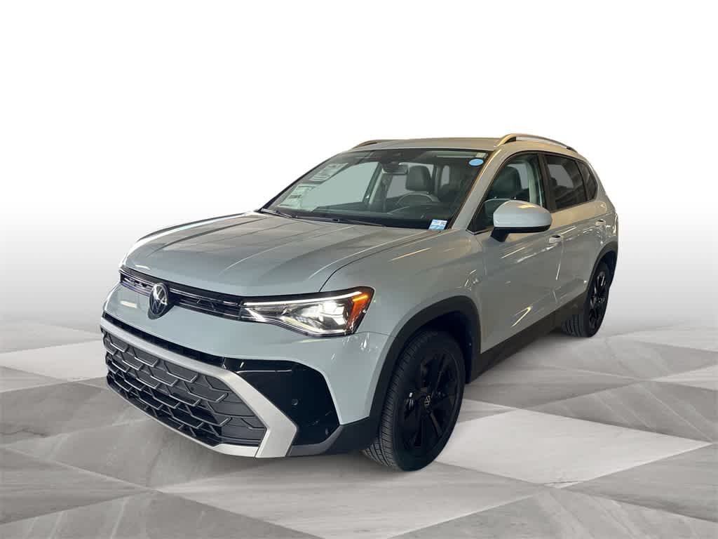 Thumbnail: 2025 Volkswagen Taos - 4