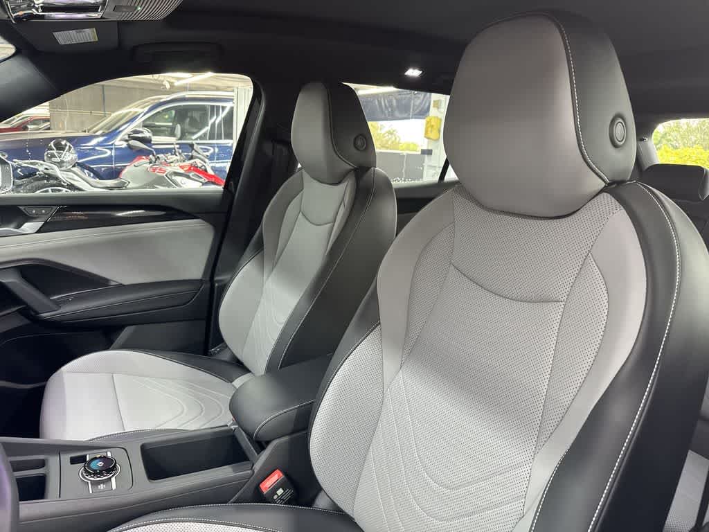 Thumbnail: 2026 Volkswagen Tiguan - 14