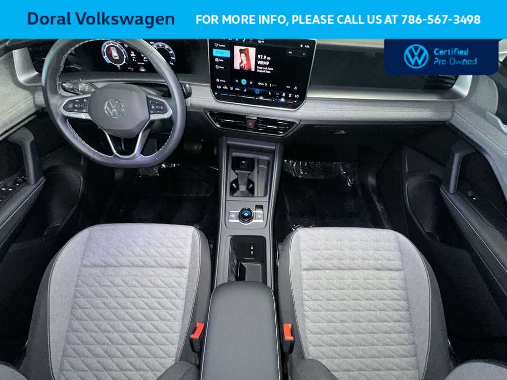 Thumbnail: 2025 Volkswagen Tiguan - 24