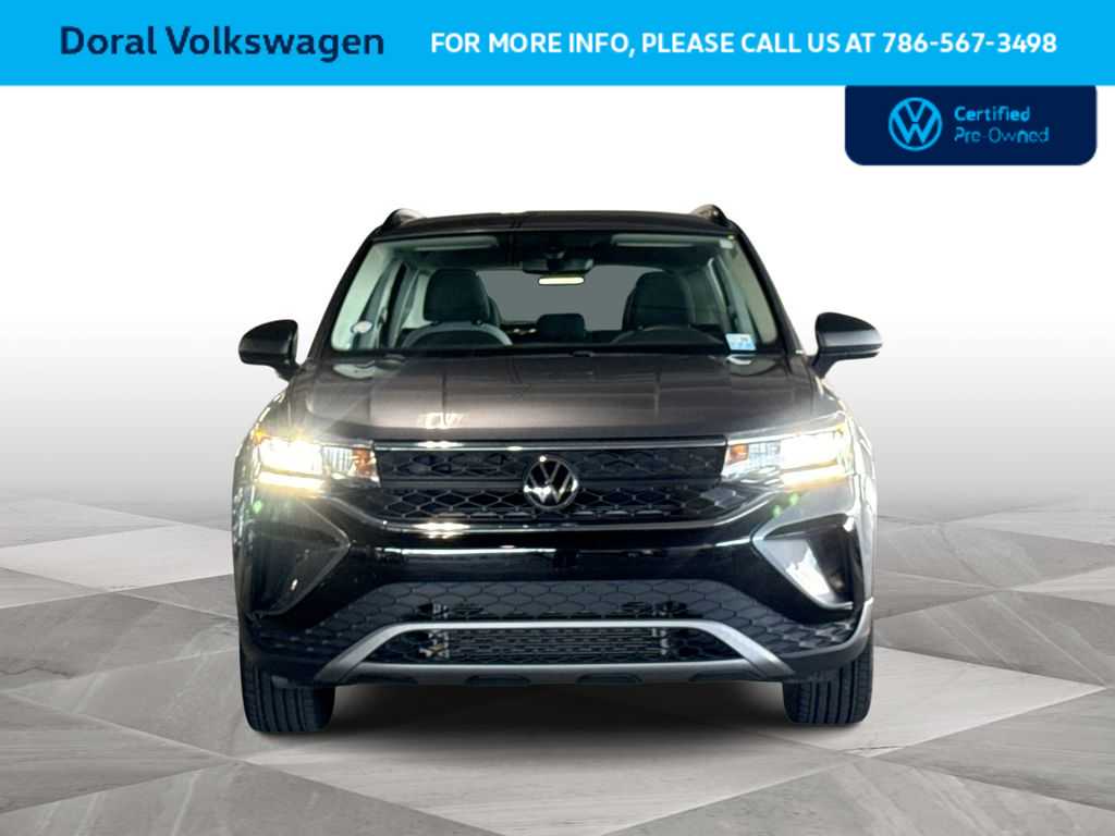 Thumbnail: 2023 Volkswagen Taos - 3