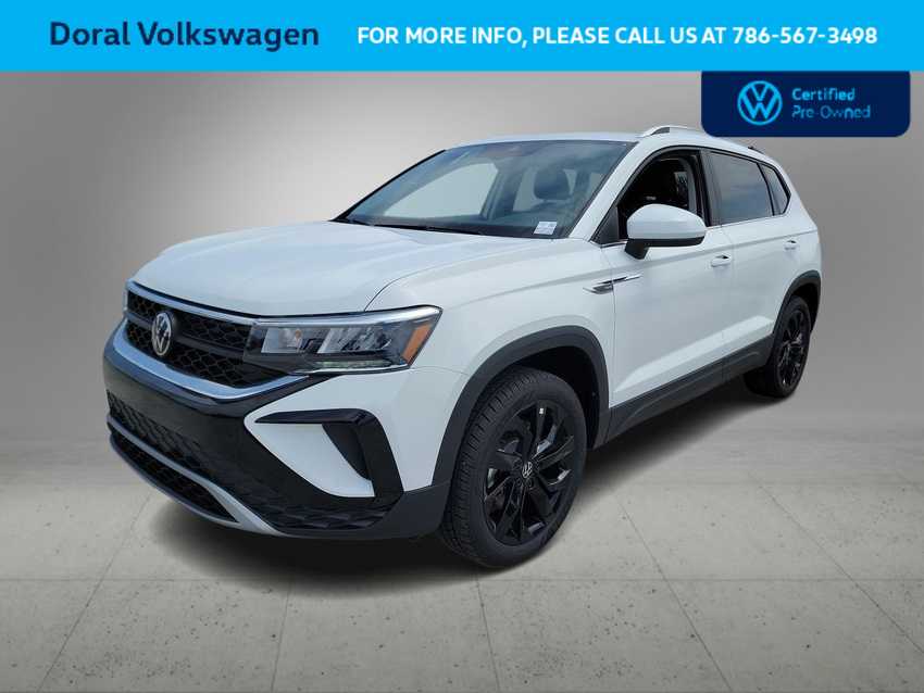 2023 Volkswagen Taos SE Hero Image