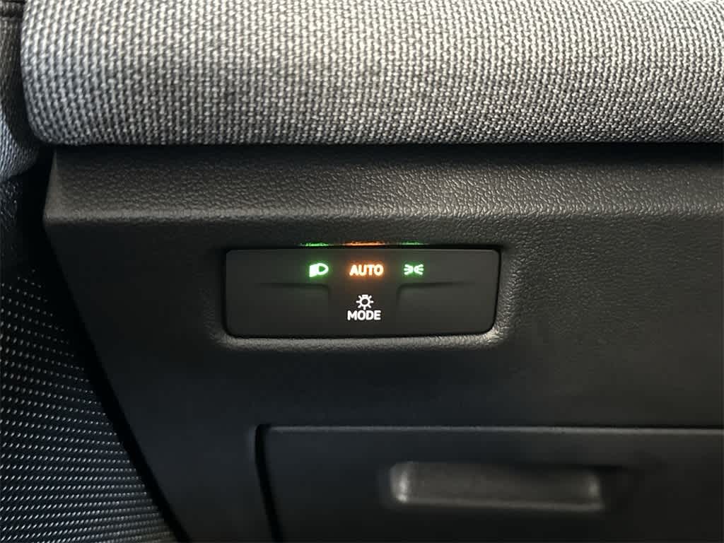 Thumbnail: 2026 Volkswagen Tiguan - 17