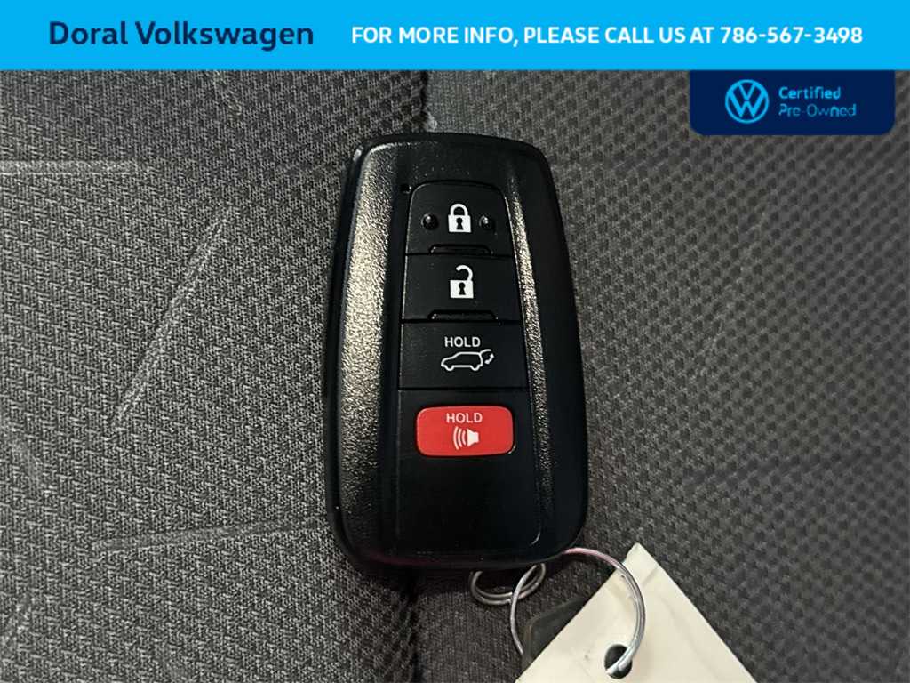 Thumbnail: 2025 Toyota RAV4 - 28