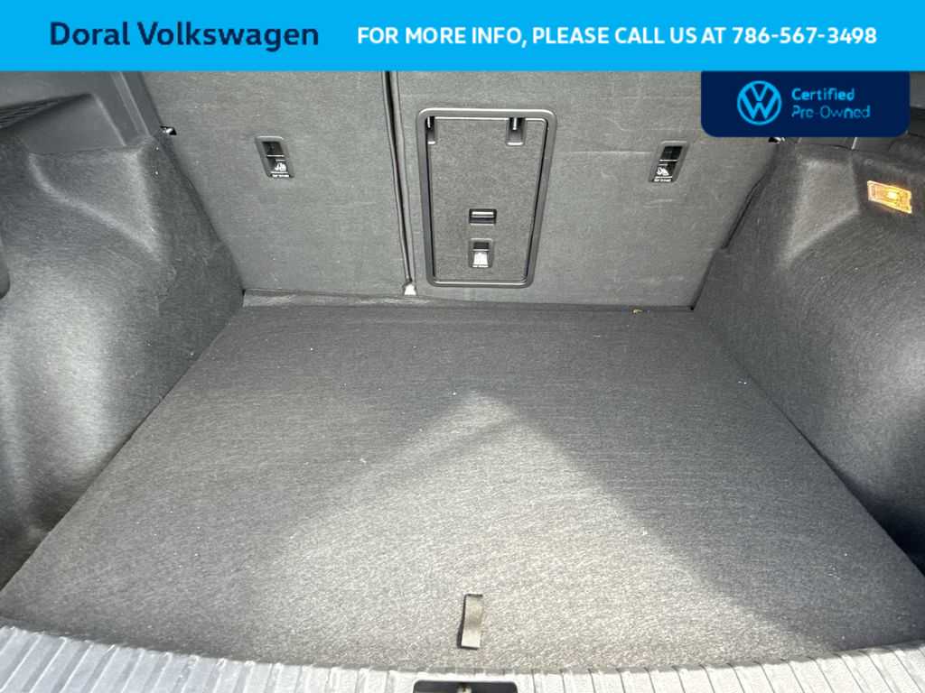 Thumbnail: 2023 Volkswagen Taos - 25