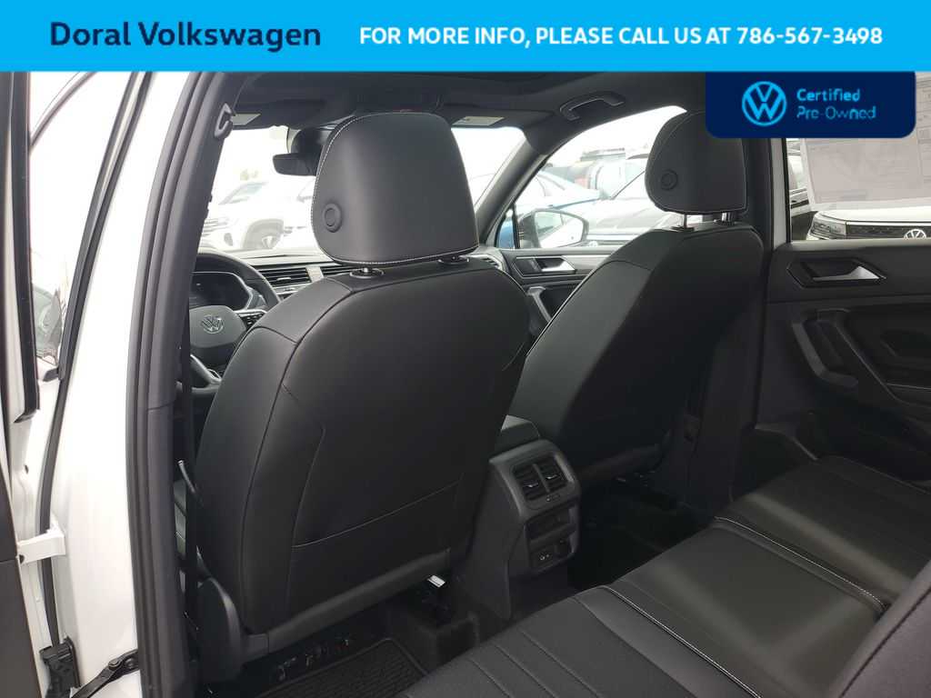 Thumbnail: 2024 Volkswagen Tiguan - 27