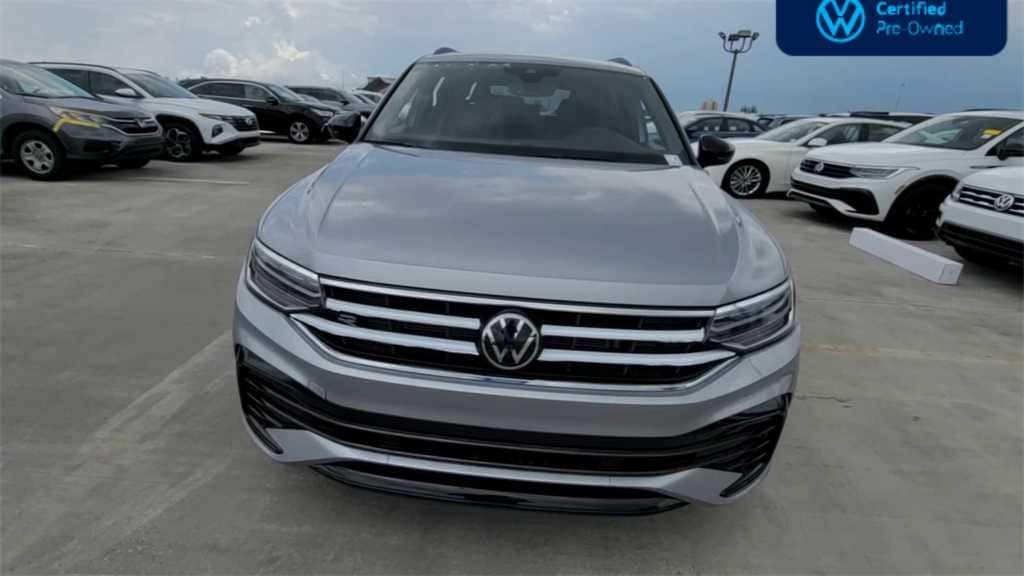 Thumbnail: 2023 Volkswagen Tiguan - 4