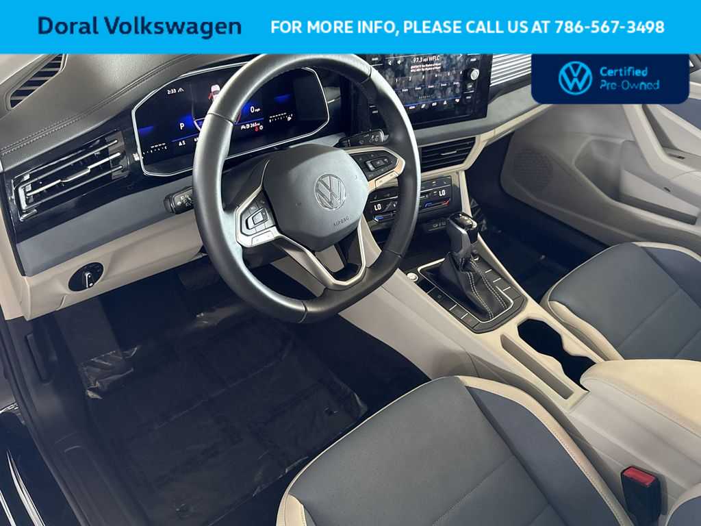 Thumbnail: 2025 Volkswagen Jetta - 13