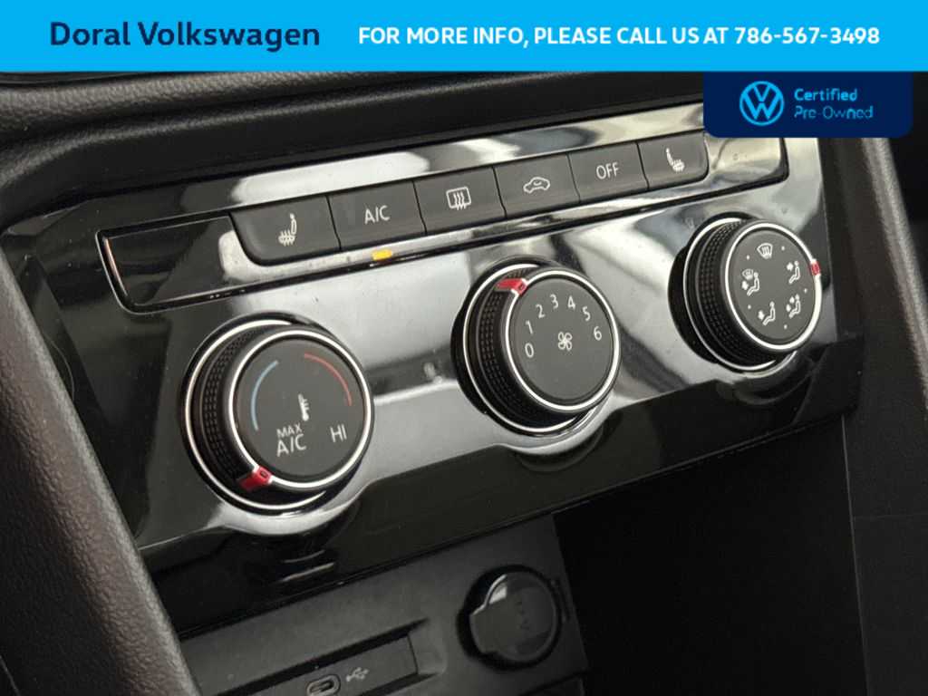 Thumbnail: 2023 Volkswagen Taos - 20