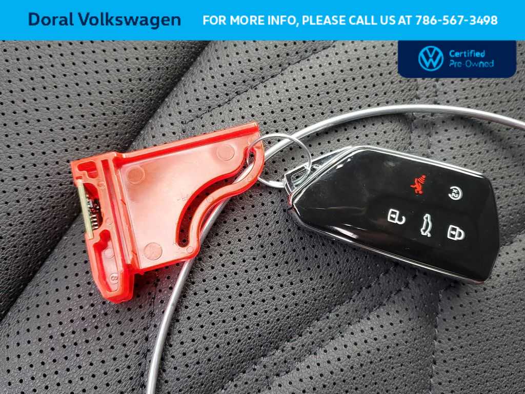 Thumbnail: 2024 Volkswagen Atlas - 32