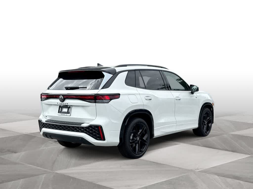 Thumbnail: 2026 Volkswagen Tiguan - 8