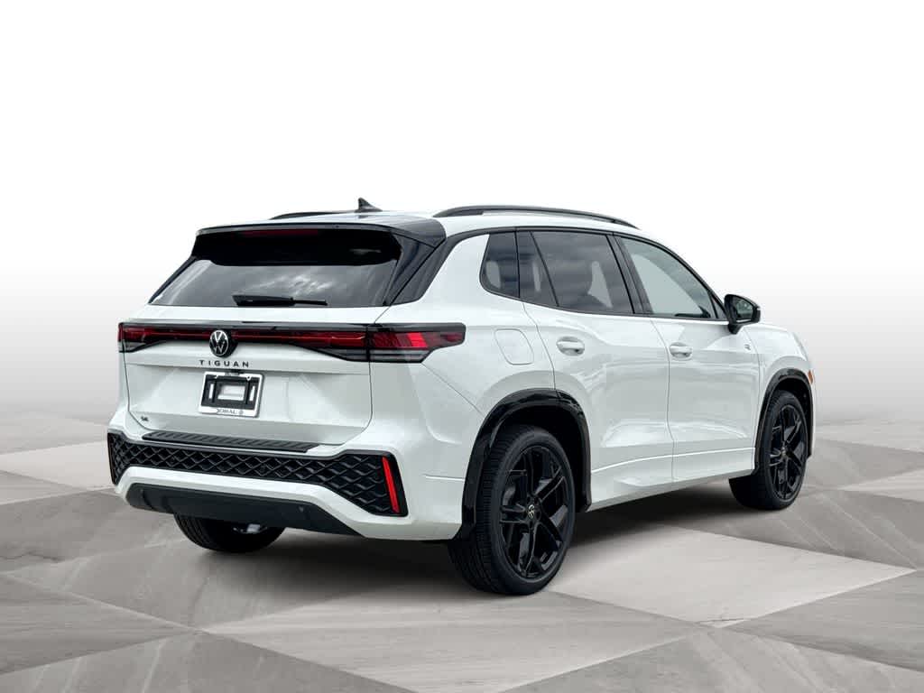 Thumbnail: 2026 Volkswagen Tiguan - 8