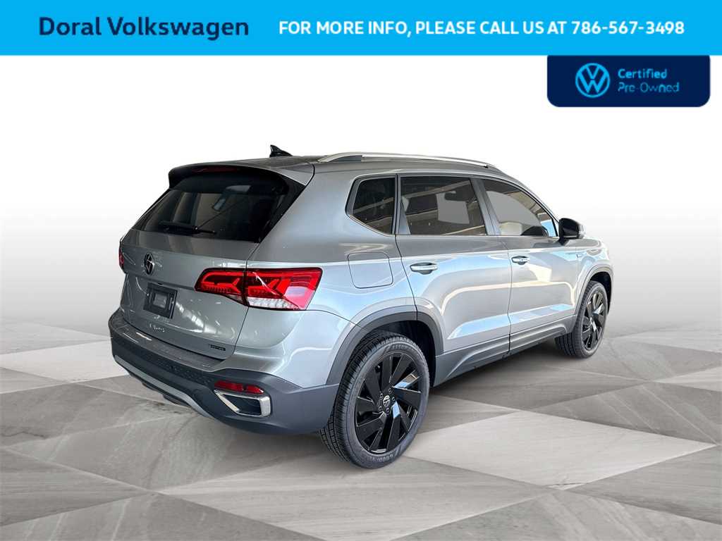 Thumbnail: 2024 Volkswagen Taos - 8