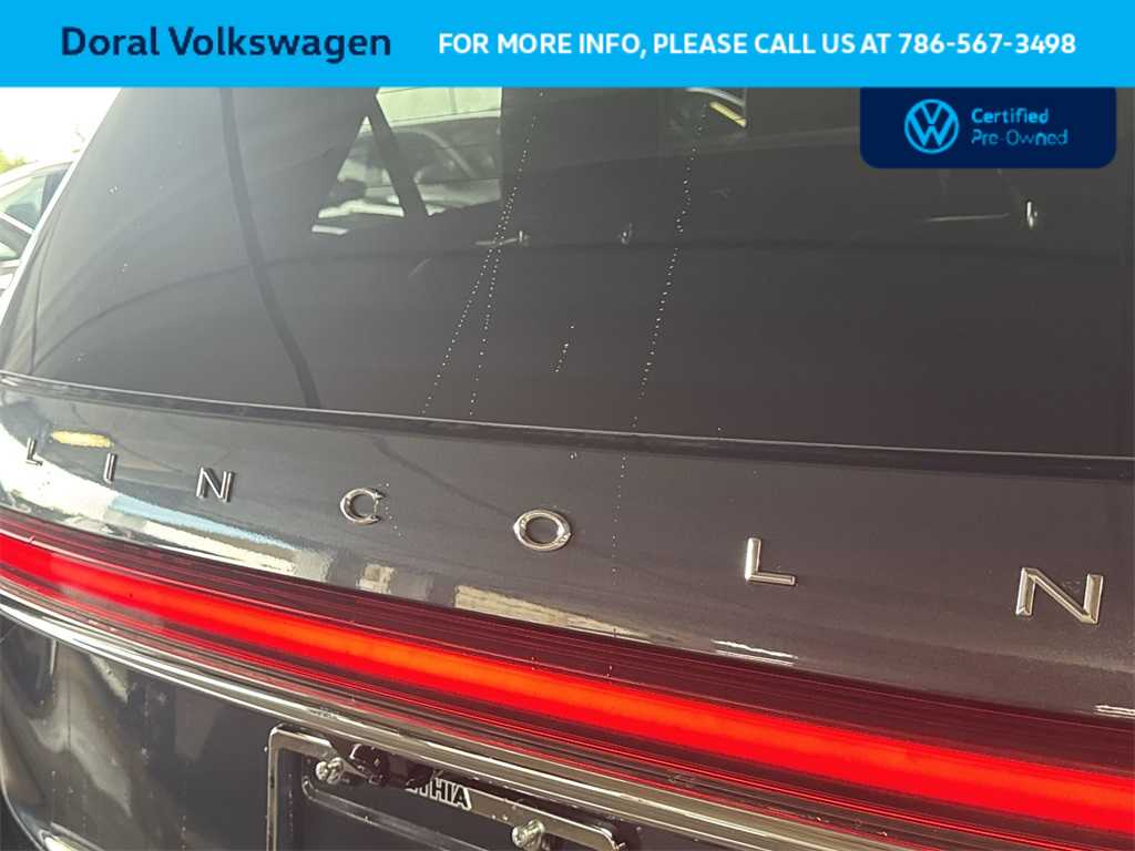 Thumbnail: 2021 Lincoln Aviator - 10