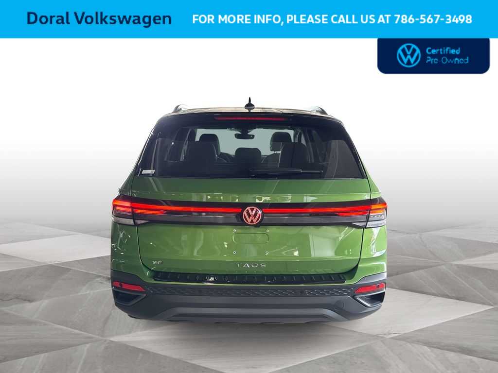 Thumbnail: 2025 Volkswagen Taos - 7