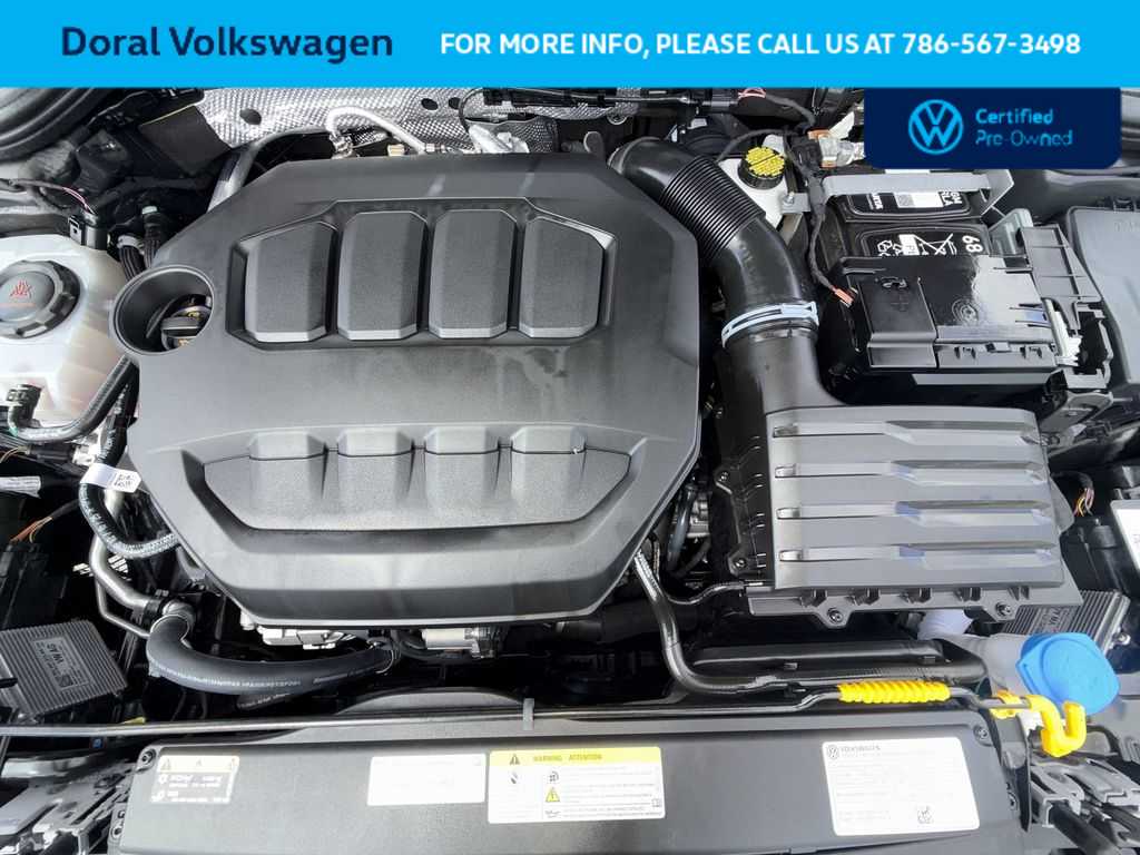 Thumbnail: 2025 Volkswagen Golf - 12