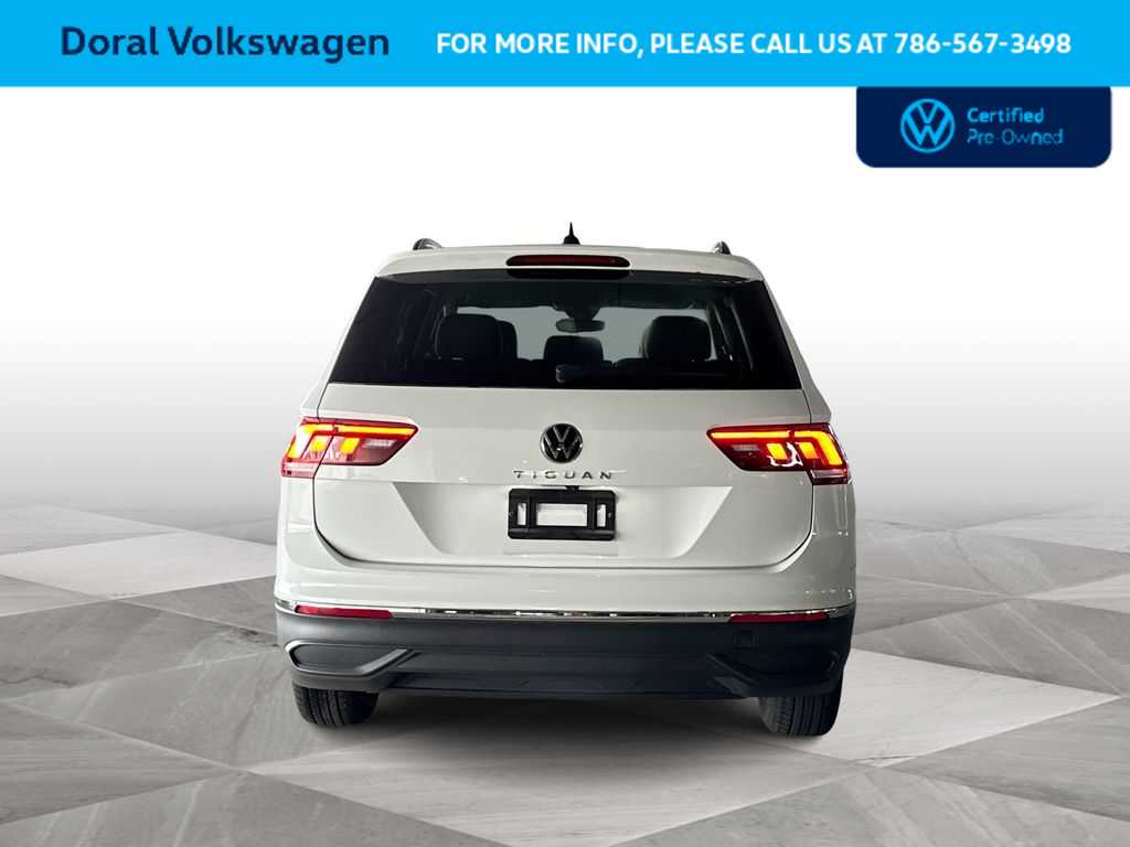 Thumbnail: 2023 Volkswagen Tiguan - 7