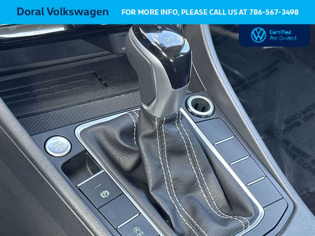 Thumbnail: 2025 Volkswagen Jetta - 21