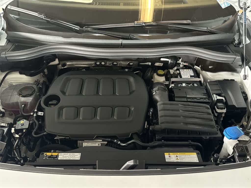 Thumbnail: 2025 Volkswagen Tiguan - 12
