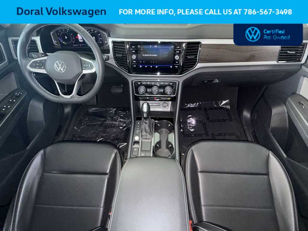 Thumbnail: 2022 Volkswagen Atlas - 24