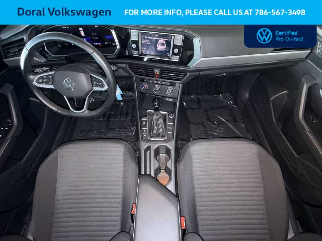 Thumbnail: 2024 Volkswagen Jetta - 24