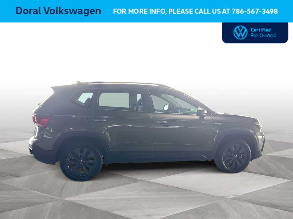 Thumbnail: 2024 Volkswagen Taos - 9