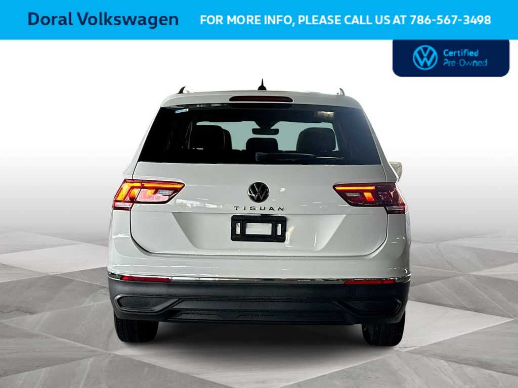 Thumbnail: 2023 Volkswagen Tiguan - 7