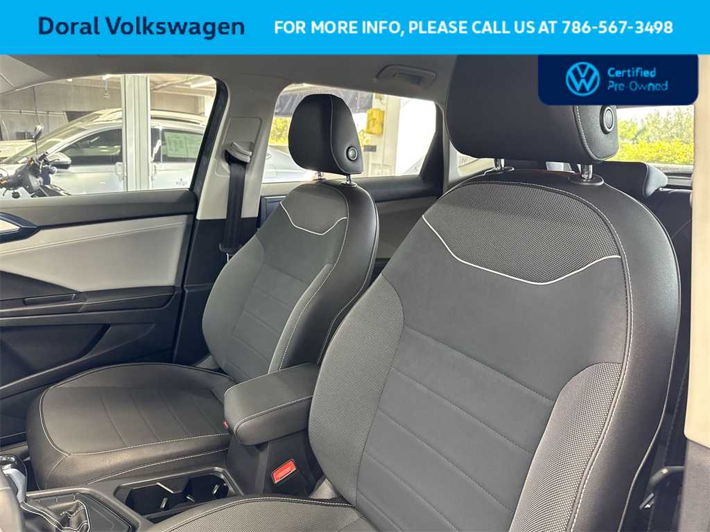 Thumbnail: 2024 Volkswagen Taos - 15