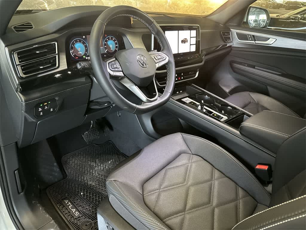 Thumbnail: 2026 Volkswagen Atlas - 13