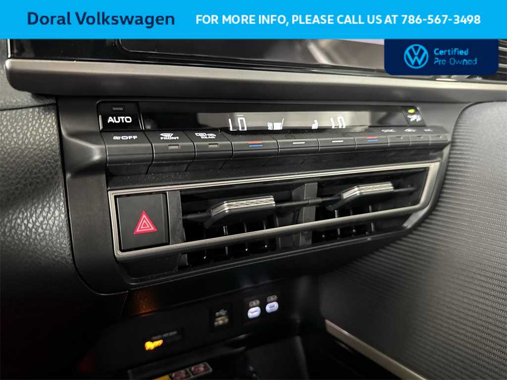 Thumbnail: 2025 Toyota Camry - 20