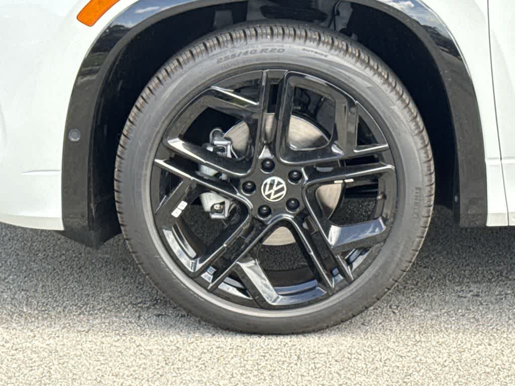 Thumbnail: 2026 Volkswagen Tiguan - 11